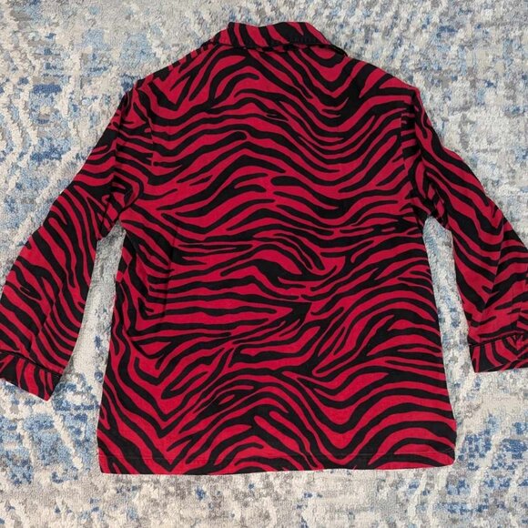 Victoria' Secret Pajama Set in Size XS - Red and Black Zebra Print - Picture 11 of 13